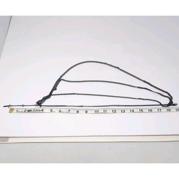 KENNETH COLE Layered Necklace 4 Strand Gunmetal Silver Tone Adjusts 16 - 19 Inch - Picture 3 of 7